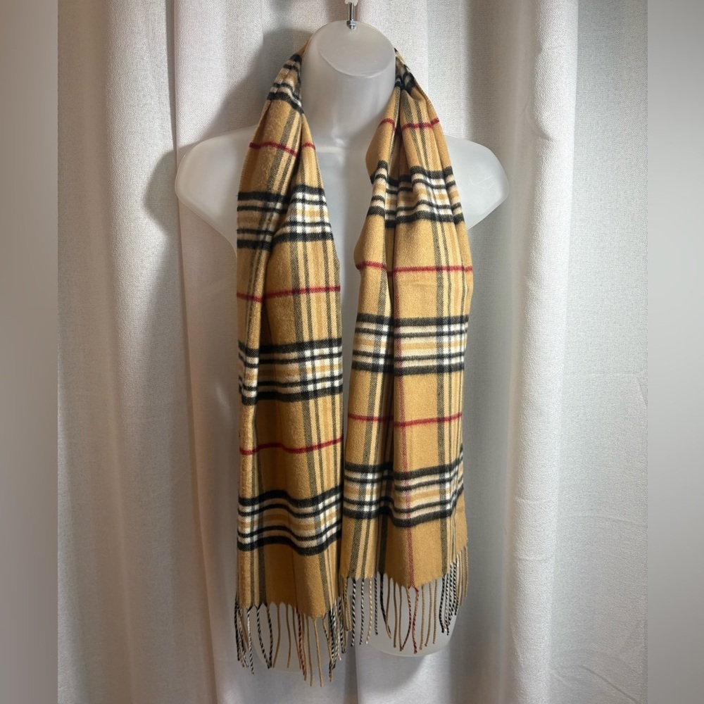 NWT Cashmink V. Frass Plaid‎ Scarf 0427